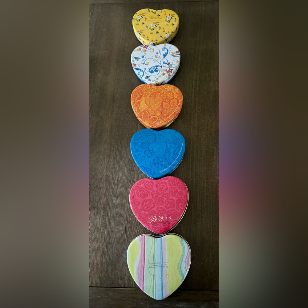 $4.99 Shipping - Six (6) Brighton Large Heart Gift Jewelry Tins - 4 w/inserts - Picture 3 of 4